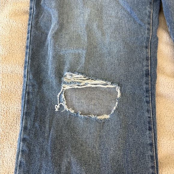 Fashion Nova Medium Wash Jeans - Picture 2 of 5
